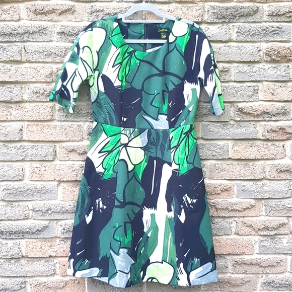 🇺🇦 Fundraiser: Cartise Green Tropical Print Dress - Picture 1 of 11